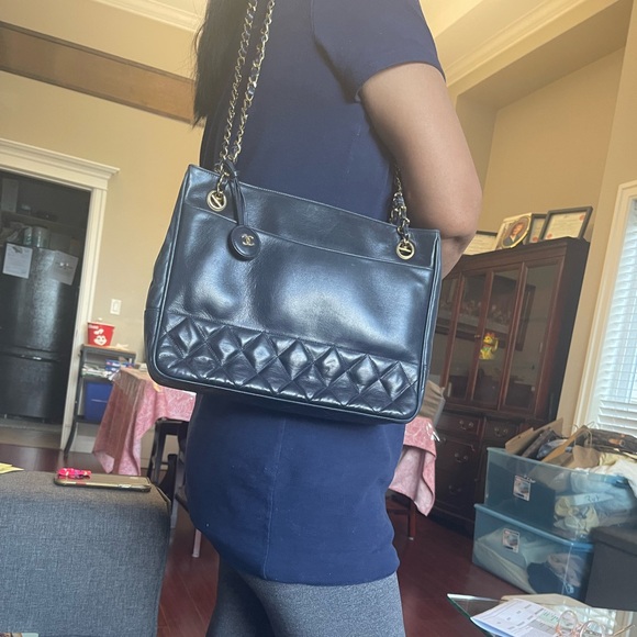 Authentic chanel - Picture 9 of 11